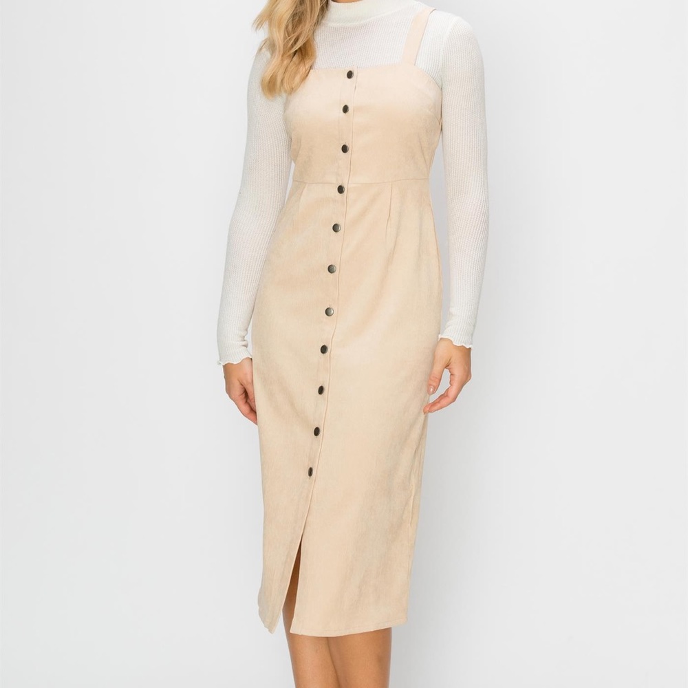 NWT! 💝 Gorgeous Beige Dress - Picture 2 of 6